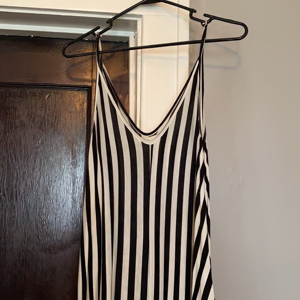 Maxi dress - Picture 2 of 3